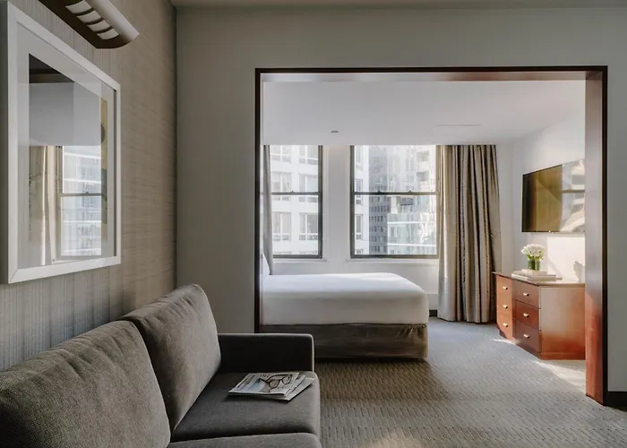 River 4* Chicago