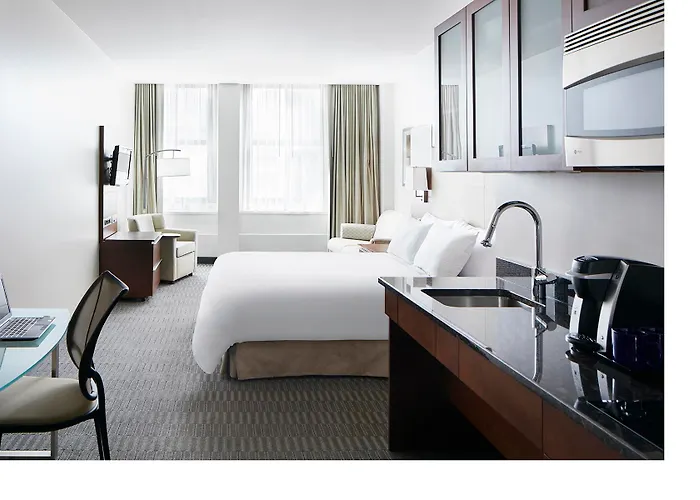 River Hotel Chicago